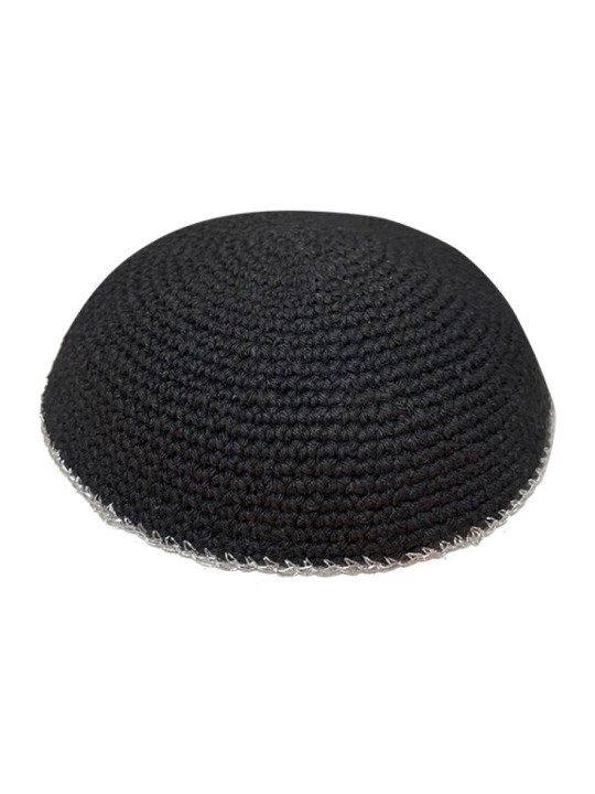 Kippa Srugah tricotée noire avec bordure argentée Cho... | Kippa tricotée