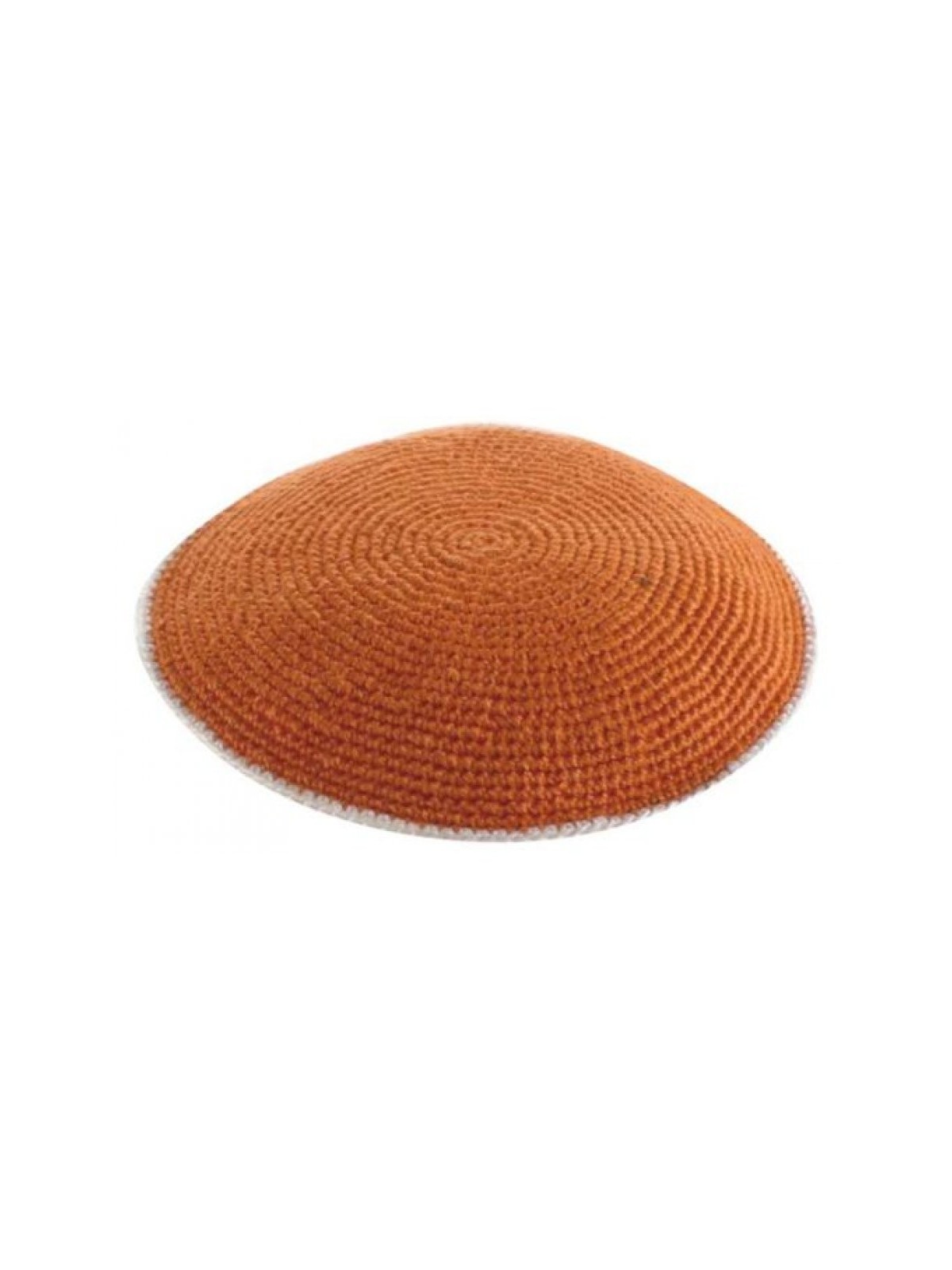 Kippa tricotée DMC rouille clair avec bordure blanc cassé... | Kippa tricotée