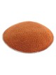 Kippa tricotée DMC rouille clair avec bordure blanc cassé... | Kippa tricotée