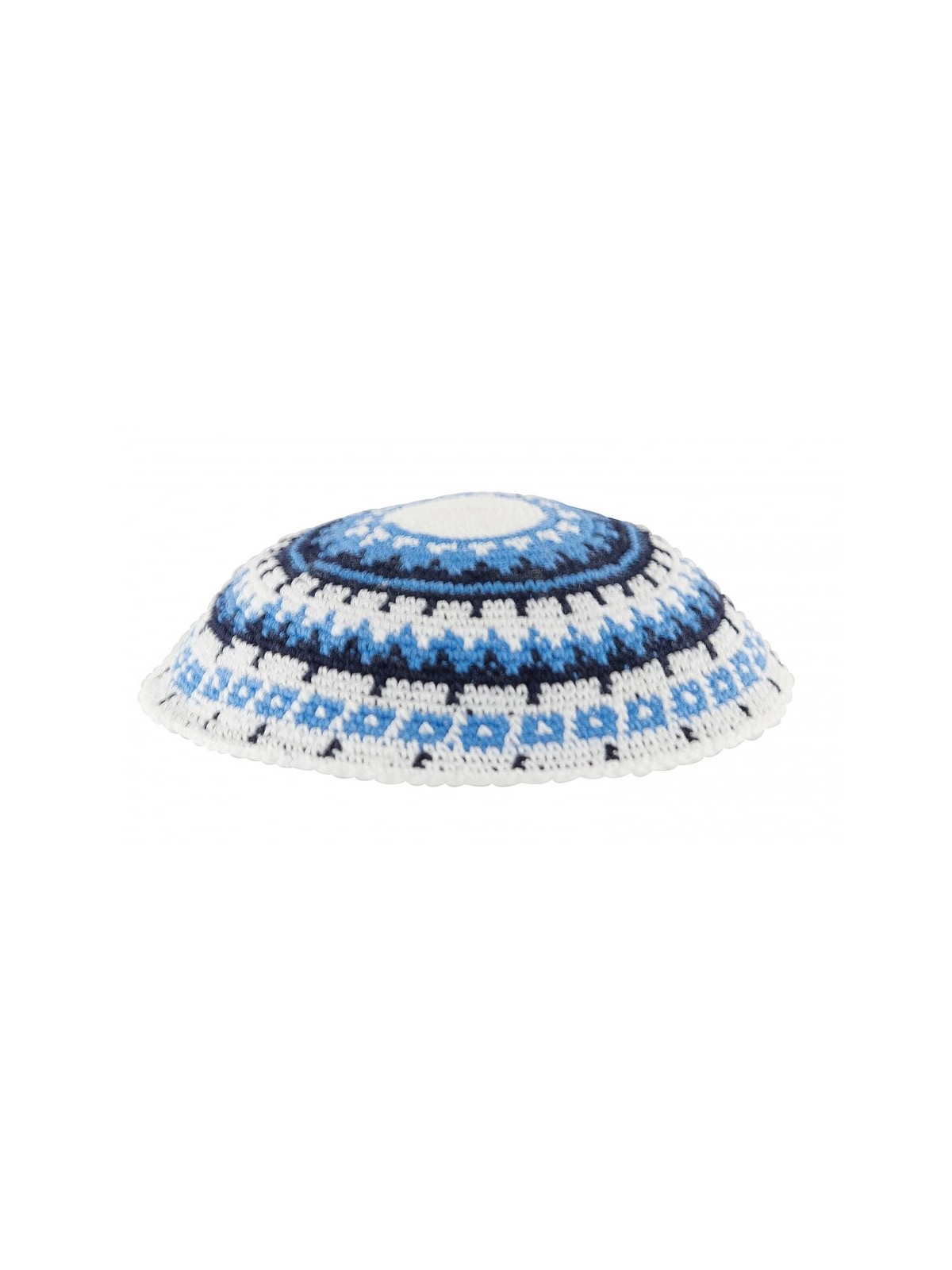 Kippa tricotée DMC blanche avec bleu noir et blanc... | Kippa tricotée
