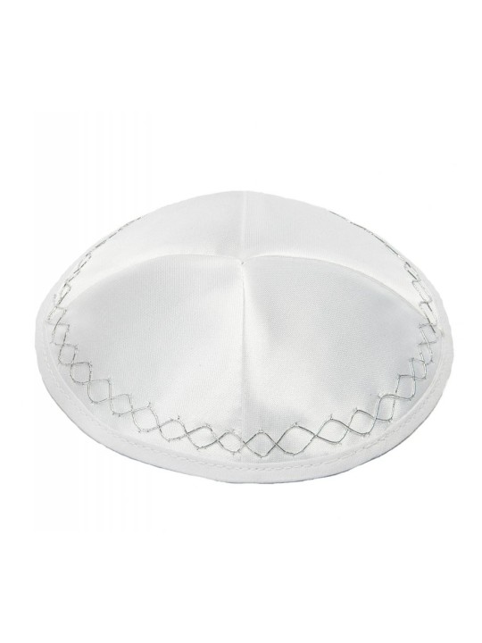 Kippa en satin blanc avec bordure géométrique argentée | Kippa en satin