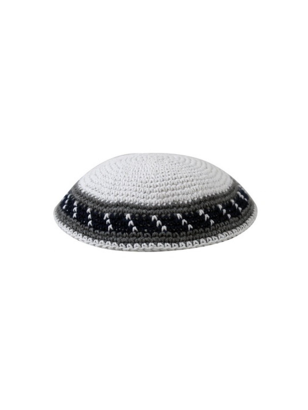 Kippa en coton tricoté blanc avec bordure à rayures grises... | Kippa tricotée