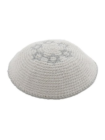 Kippa tricotée blanche avec étoiles de David argentées | Kippa tricotée
