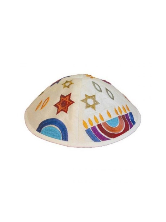 Yair Emanuel Kippa Brodée Hanukkia... | Kippot et chapeaux par Emanuel