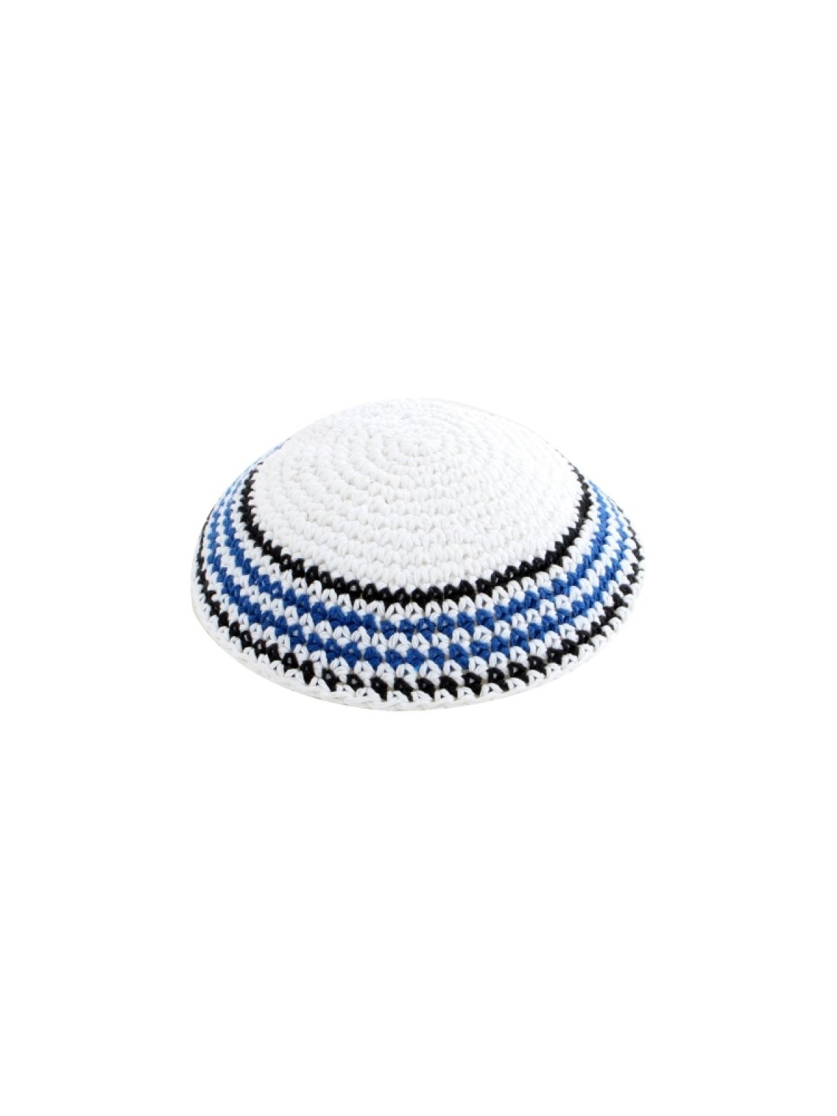 כיפה סרוגה לבנה עם בור כחול שחור ולבן... | כיפה סרוגה