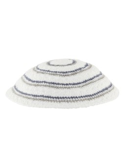 כיפה סרוגה DMC לבנה עם אפור וכחול צר... | כיפה סרוגה