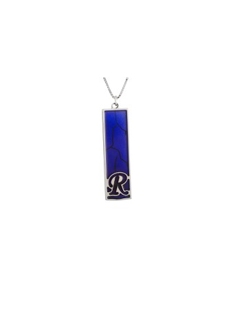Pendentif lettre rectangulaire moderne et vibrant, famille en argent sterling