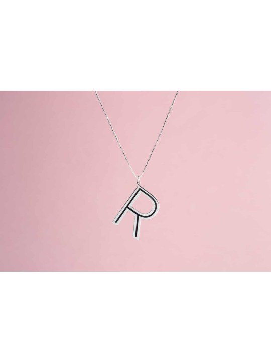 Collier initial anglais amusant et élégant, cou familial en argent sterling