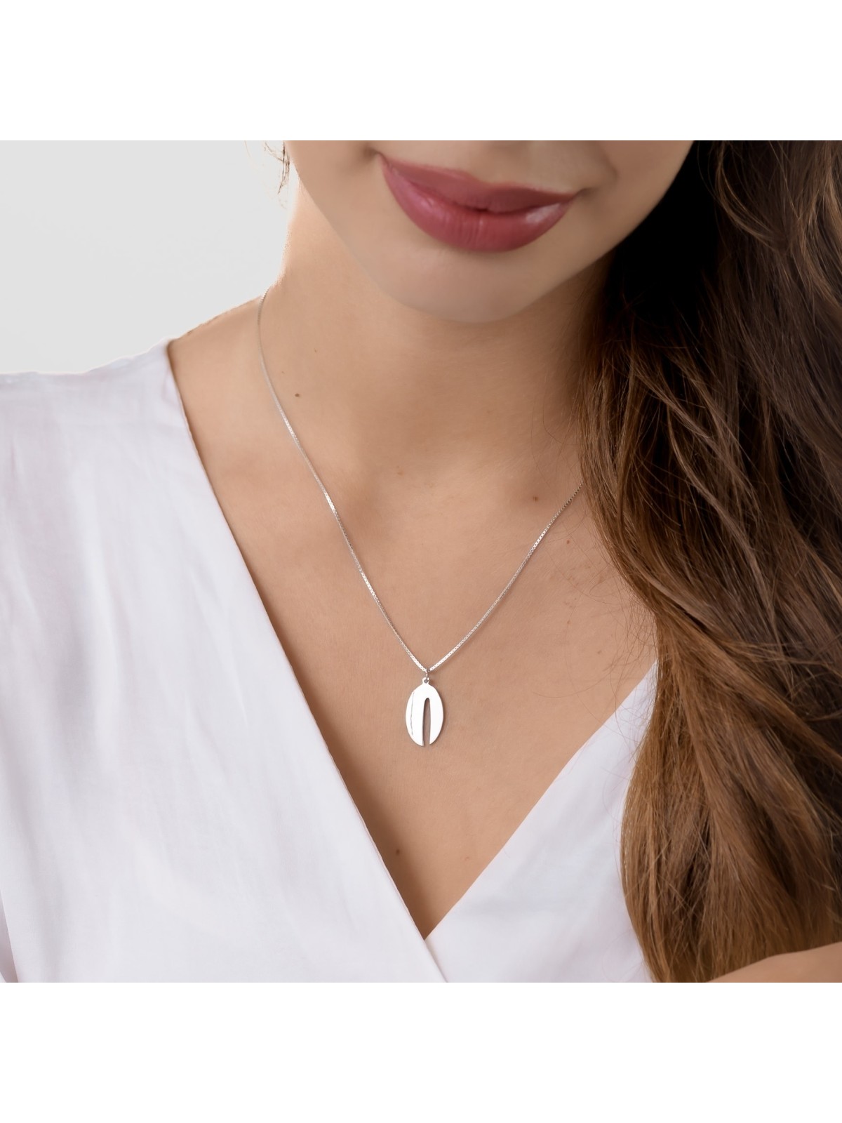 Collier Chai étroit moderne de taille moyenne fabriqué à partir de Ste, argent sterling F