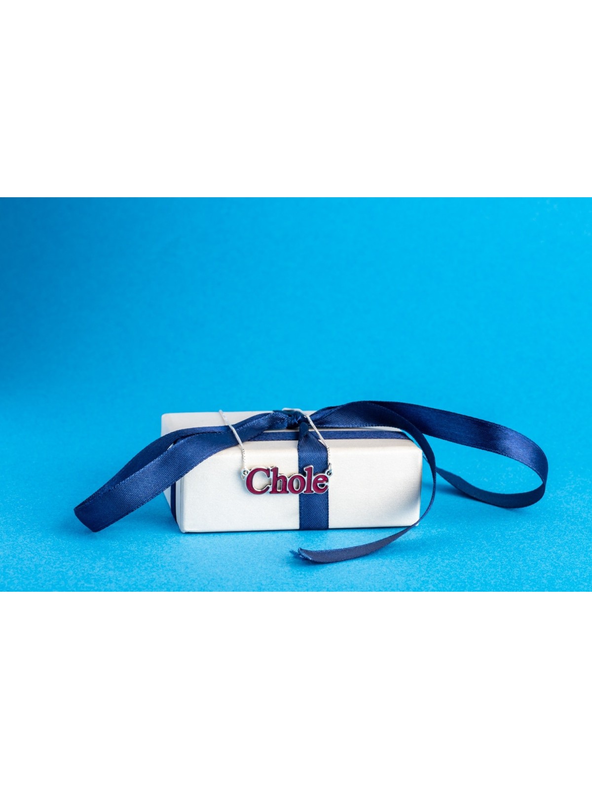 Pendentif nom anglais émaillé classique et époustouflant, nom coloré Nec