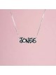 Collier de nom en argent sterling en émail fin, famille en argent sterling