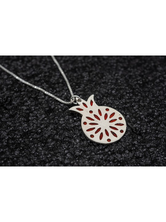 Pendentif émaillé en argent sterling grenade, famille en argent sterling