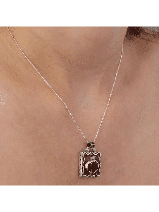 Pendentif en argent sterling grenade carrée découpée, argent sterling F