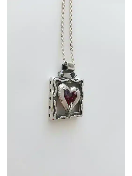 Pendentif en argent sterling à cœur carré découpé, famille en argent sterling