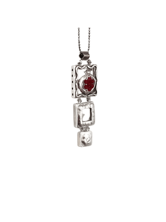 Pendentif élégant en argent sterling avec grenade rouge, famille en argent sterling
