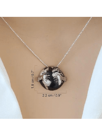 Câlin le pendentif en argent sterling Globe, collier familial en argent sterling