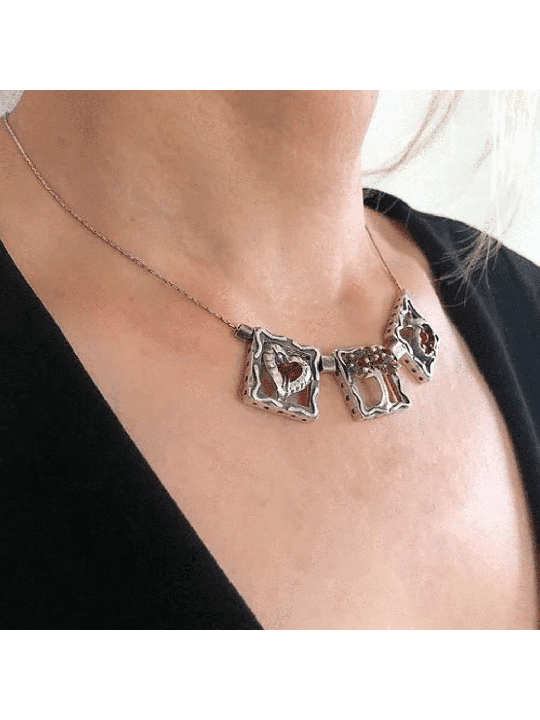 Pomegranate Horizontal Heart and Tree Silver Penda , Sterling Silver F