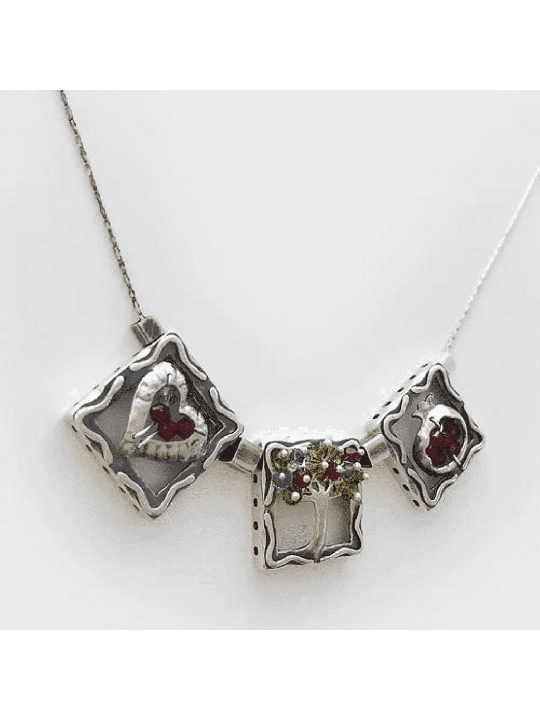 Pomegranate Horizontal Heart and Tree Silver Penda , Sterling Silver F