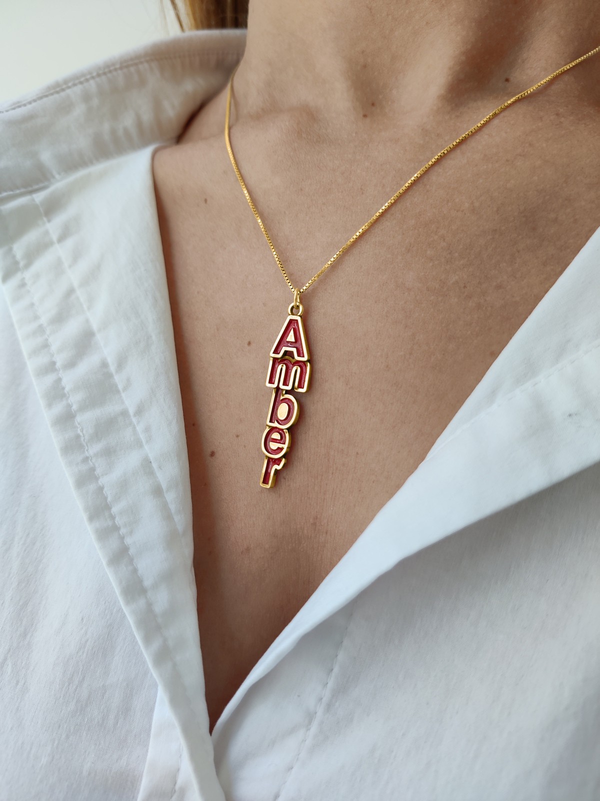 Collier de nom 3D en or 14 carats avec émail coloré, collier de nom coloré