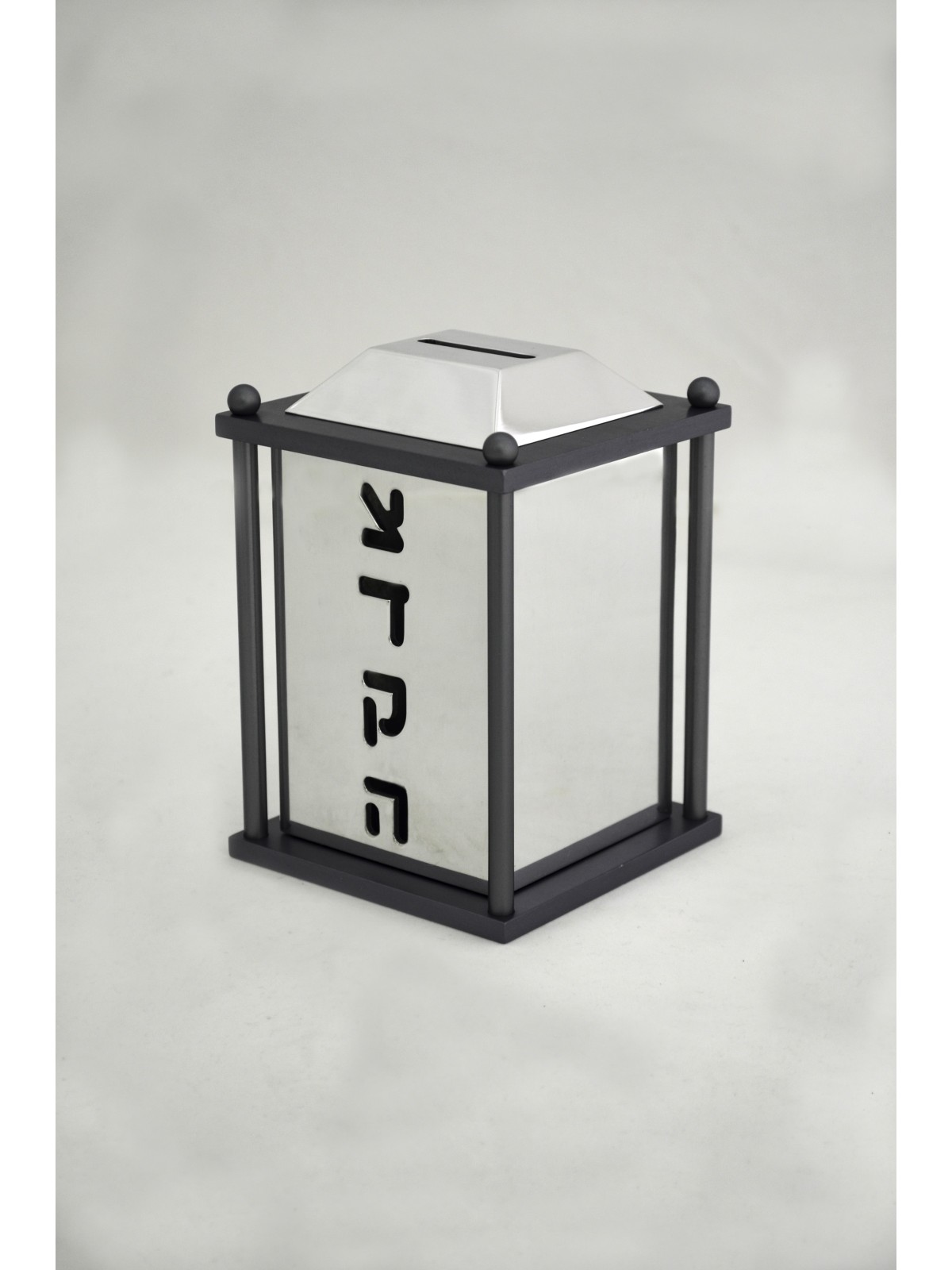 Boîte carrée brillante en aluminium colorée de Tzedakah, boîtes de Tzedakah, israélienne