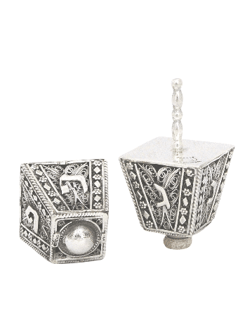 Dreidel en argent de forme triangulaire et carrée à Vint, Dreidels, Israël