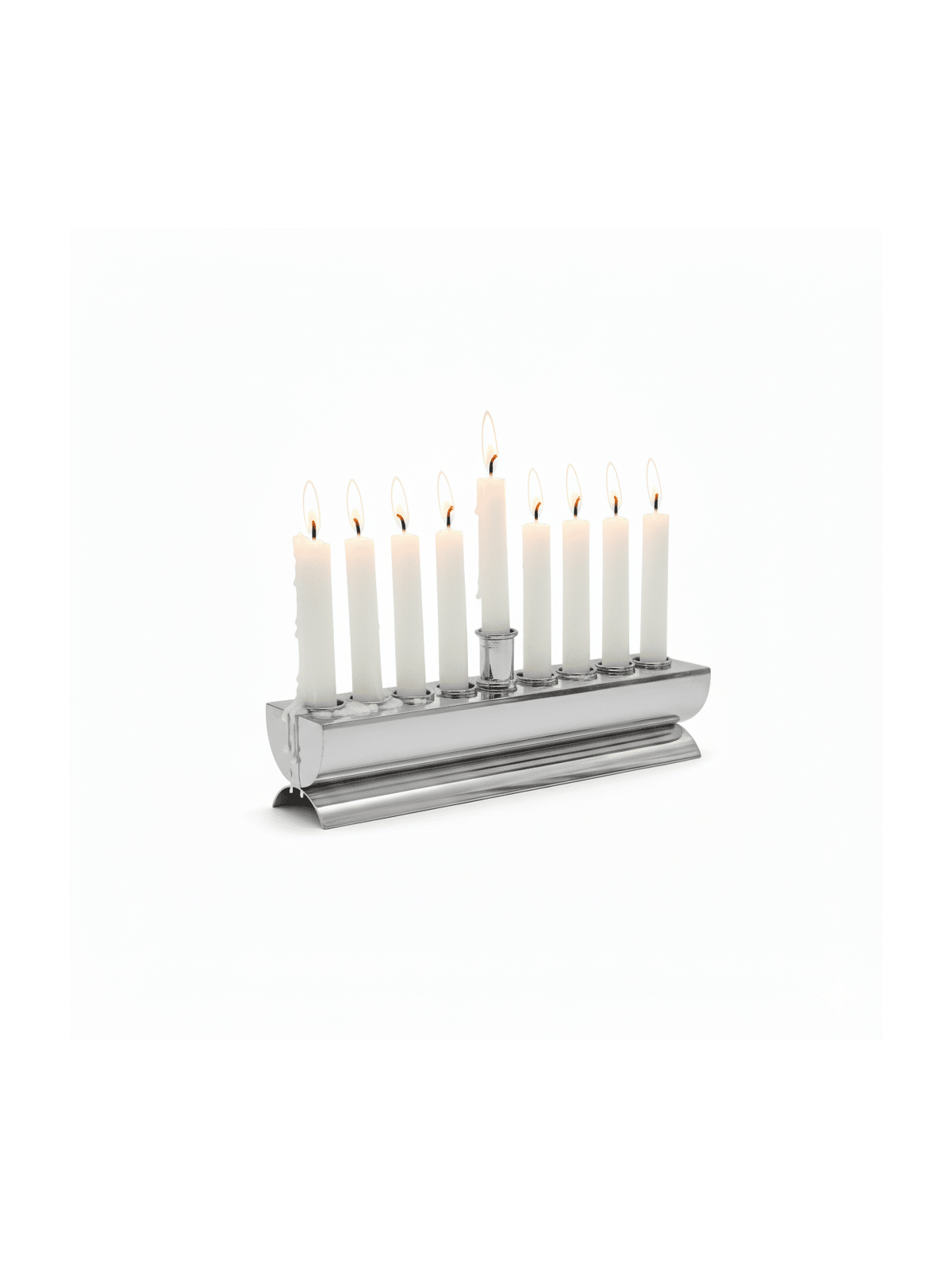 Menorah ronde et plate plaquée argent de créateur - Made i, Hanukkah moderne M