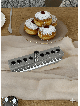 Menorah ronde et plate plaquée argent de créateur - Made i, Hanukkah moderne M