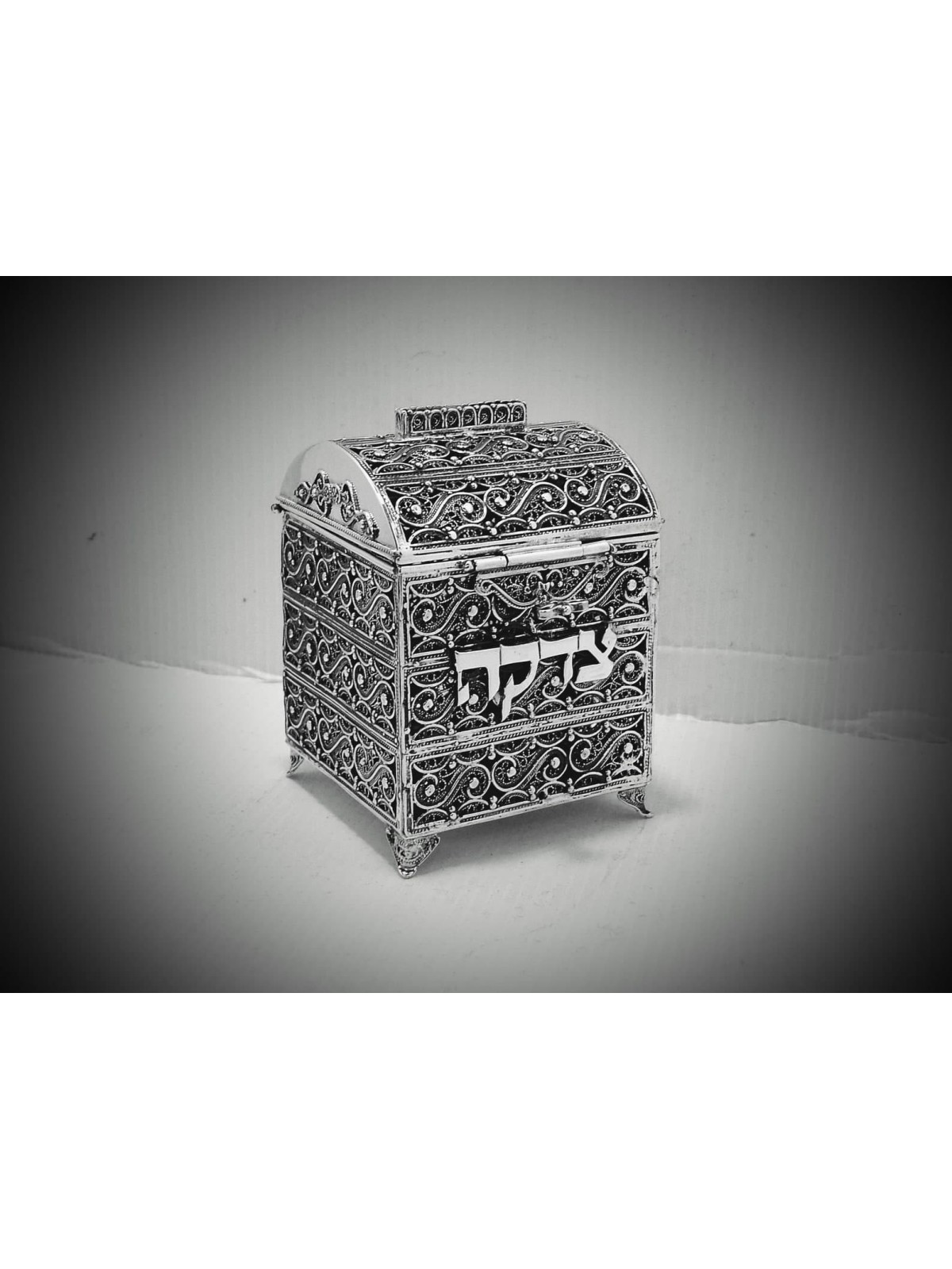 גודל בינוני חזה מפואר צורת חזה פיליגרן צדקה בו , קופסאות צדקה ,