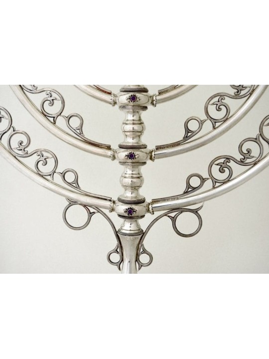 Menorah en filigrane avec pierres d'améthyste et bénédiction, cadeaux de Hanoukka, est