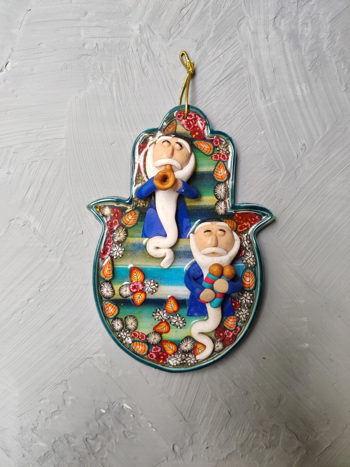 Polymère Argile Coloré Hamsa Mobile avec deux rabbins , Hamsa Wall Art ,