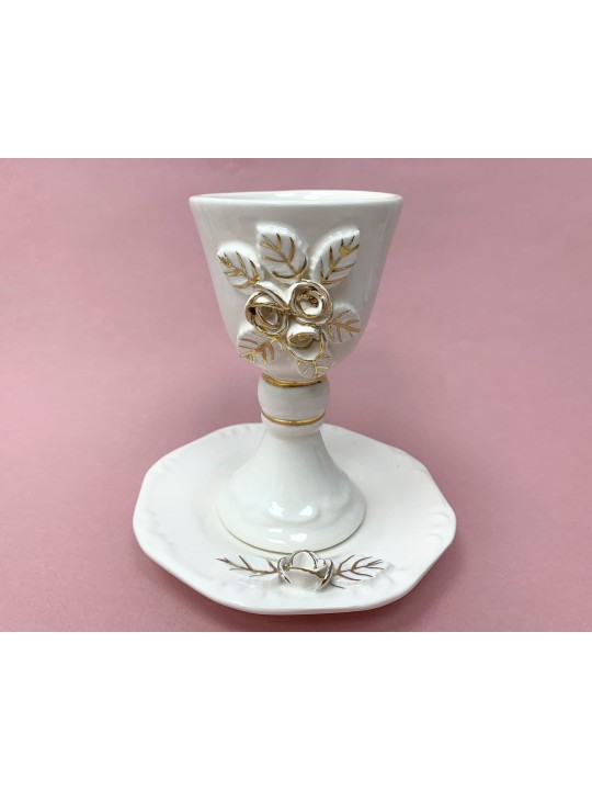 Tasse à vin et assiette en céramique blanche avec détails dorés, cadeaux de Pâque,