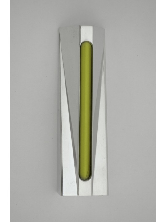 Mezuzah colorée en aluminium anodisée moderne unique C, Avi Nadav Mezuzah