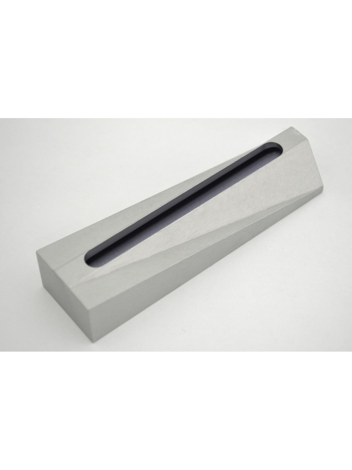 Mezuzah colorée en aluminium anodisée moderne unique C, Avi Nadav Mezuzah