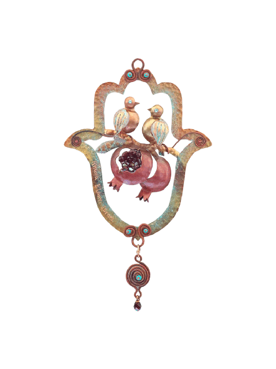 Hamsa romantique délicate avec de petits oiseaux doux et un cadeau de mariage juif