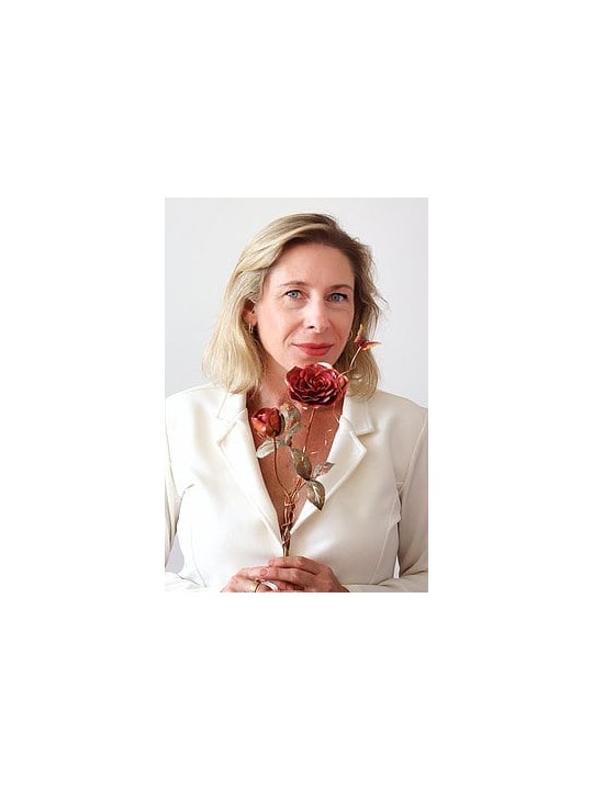 Special Two Red Roses 3D Sculpture with Butterfly , Jewish Wedding Gif