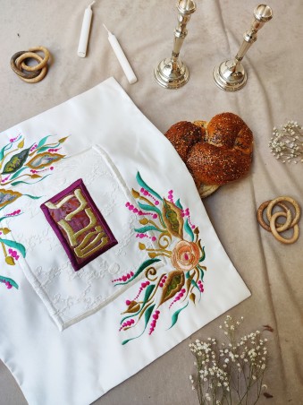 Couverture Challah brodée de roses roses pour le Hamot, couvertures Challah,