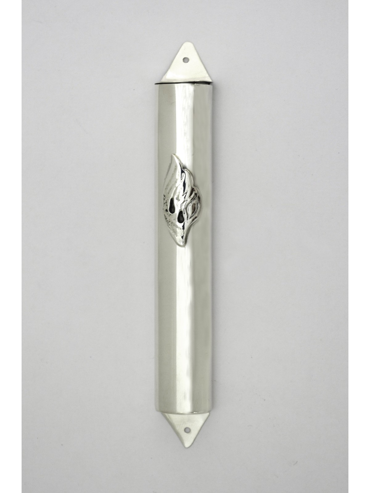 Boîtier Mezuzah argenté minimaliste avec finition lisse, Avi Nadav Mezuzah