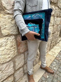 Grenades turquoise brodées uniques Tallis & , Tallit et Tefill