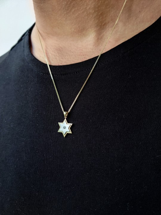 Extraordinary Modern 14K Yellow Gold Magen David N , Tu B'Av Gifts , I