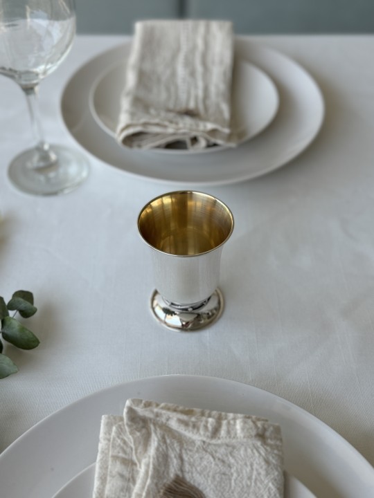 Coupe de Kiddouch en argent élégante de taille moyenne avec nom, cadeaux de Pâque,