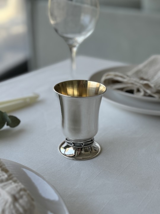 Coupe de Kiddouch en argent élégante de taille moyenne avec nom, cadeaux de Pâque,