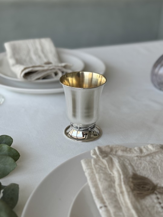 Coupe de Kiddouch en argent élégante de taille moyenne avec nom, cadeaux de Pâque,