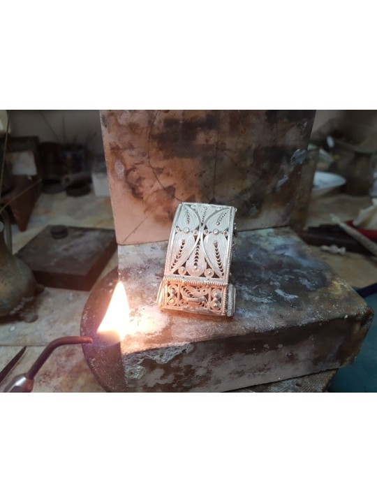 Petite boîte de Besamim de conception de filigrane de forme de vieille voiture, Judai en argent sterling