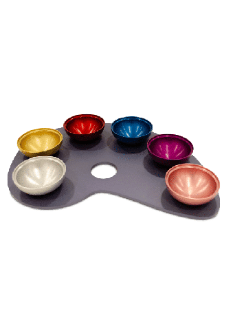 Une plaque de Seder colorée en aluminium anodisé, plaque de Seder en aluminium
