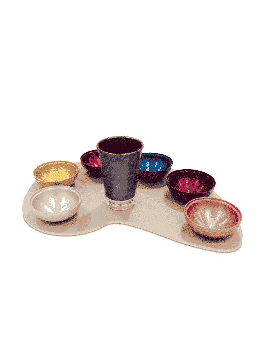 Une plaque de Seder colorée en aluminium anodisé, plaque de Seder en aluminium