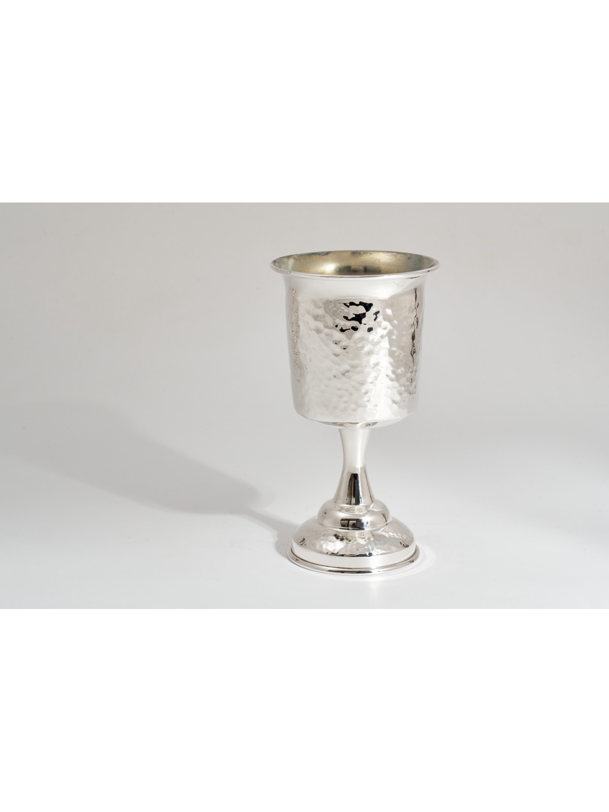 Coupe de Kiddouche en argent sterling poli avec jambon à la main, Cu de Kiddouche moderne
