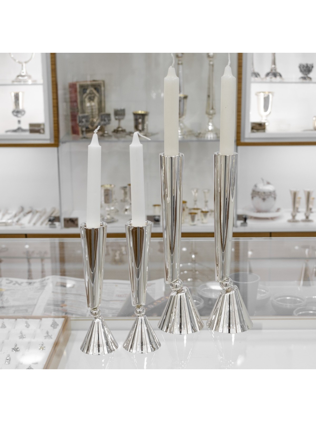 Chandeliers modernes d'argent sterling de taille moyenne, bougies d'argent sterling