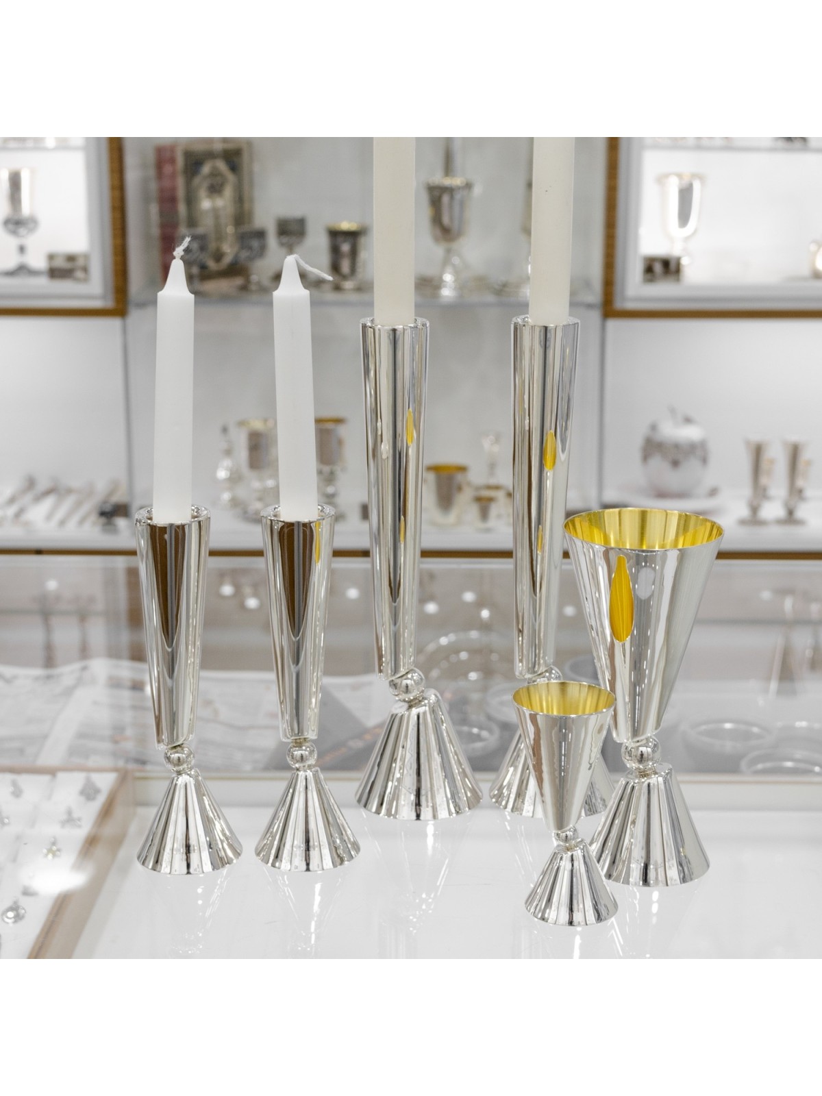 Chandeliers modernes d'argent sterling de taille moyenne, bougies d'argent sterling