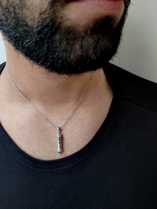 תליון מזוזה זהב 14K ייחודי , מתנות ט"ו באב , יודאיקה ישראלית