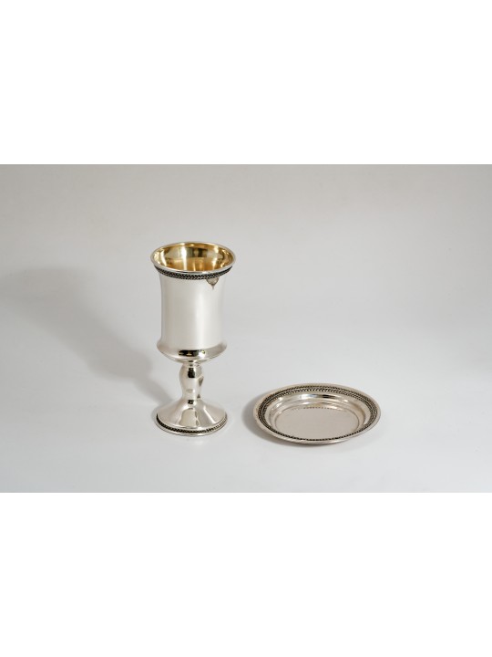 Coupe de Kiddouche en argent sterling au look épuré avec Decora, Coupes de Kiddouche, Est